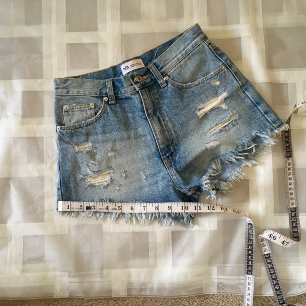Zara Women Jeans Short size 2. - Picture 9 of 9
